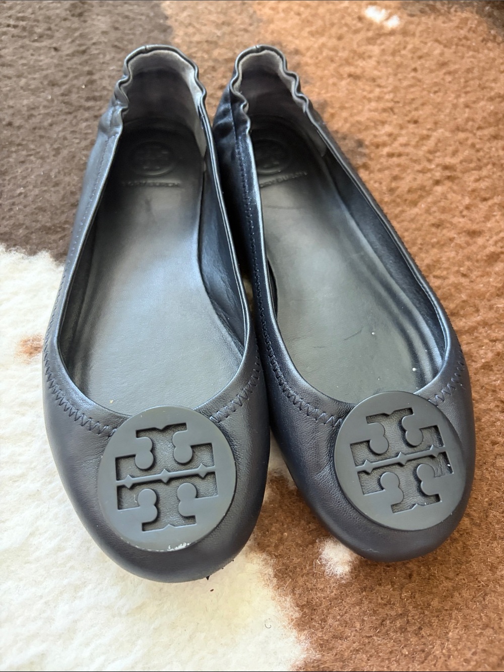 Tory Burch Black Leather Logo Ballet Flats